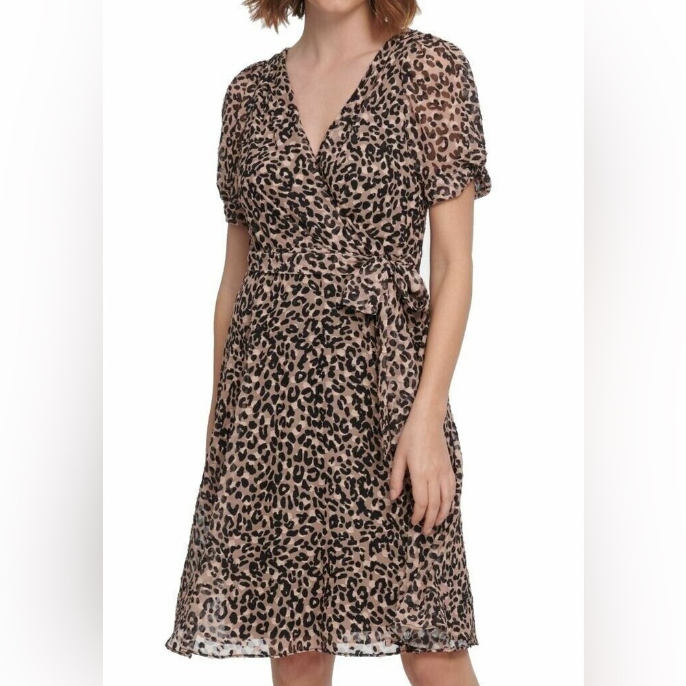 🦋NWT DKNY Leopard Print textured V Neck Faux wrap Midi Dress